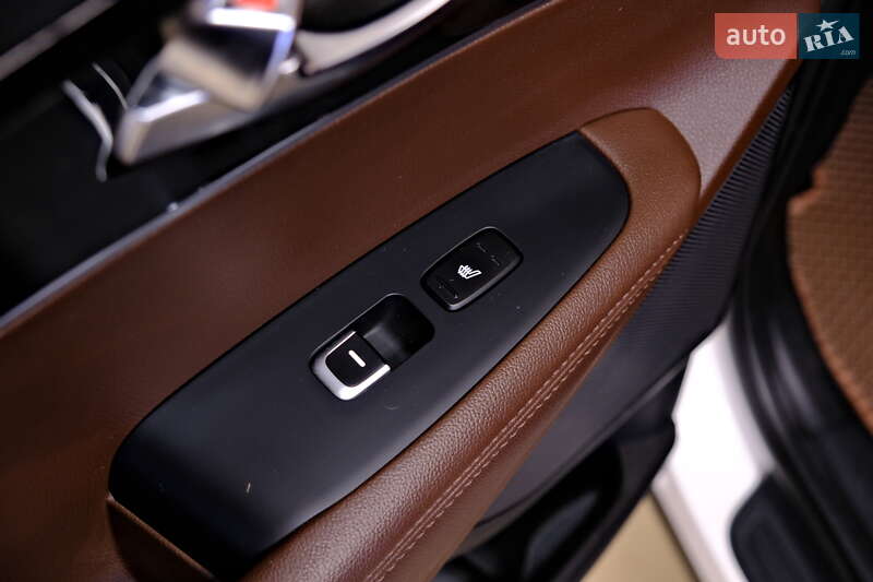 Внедорожник / Кроссовер Kia Sorento 2016 в Одессе