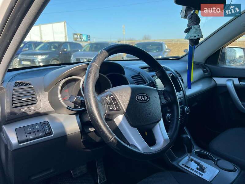 Внедорожник / Кроссовер Kia Sorento 2010 в Львове