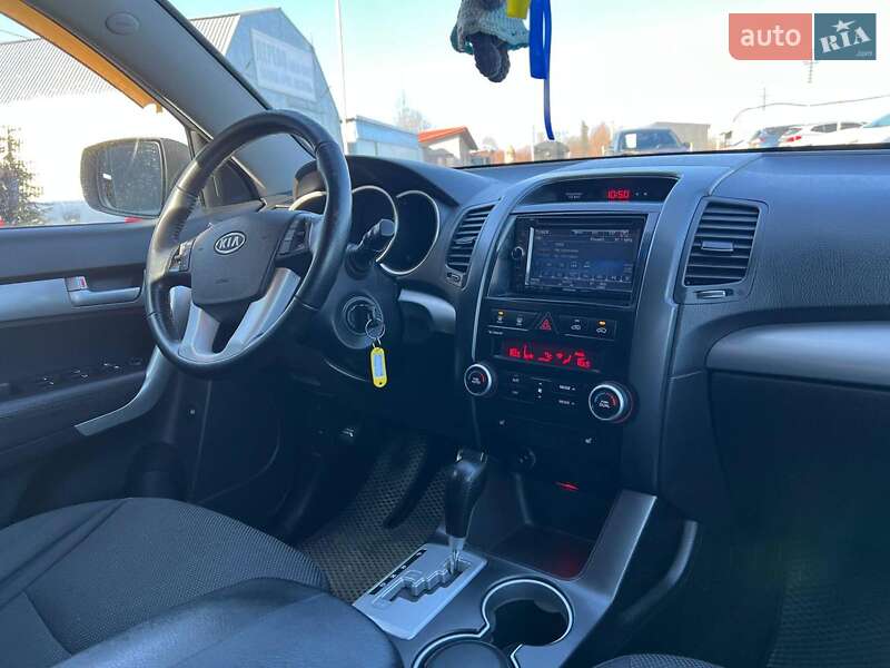 Внедорожник / Кроссовер Kia Sorento 2010 в Львове