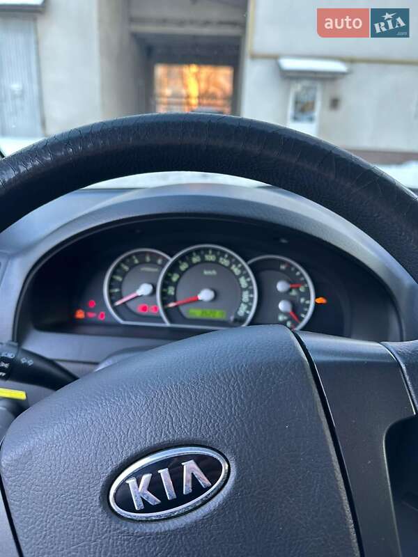 Внедорожник / Кроссовер Kia Sorento 2006 в Киеве