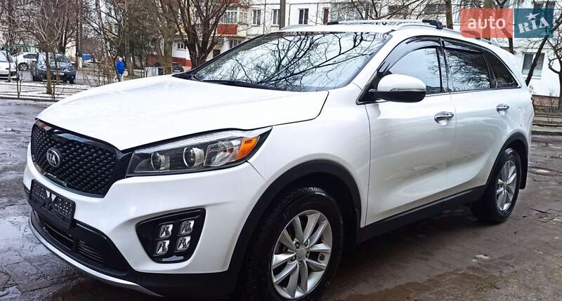 Внедорожник / Кроссовер Kia Sorento 2015 в Черновцах фото 6 Внедорожник / Кроссовер Kia Sorento 2015 в Черновцах
