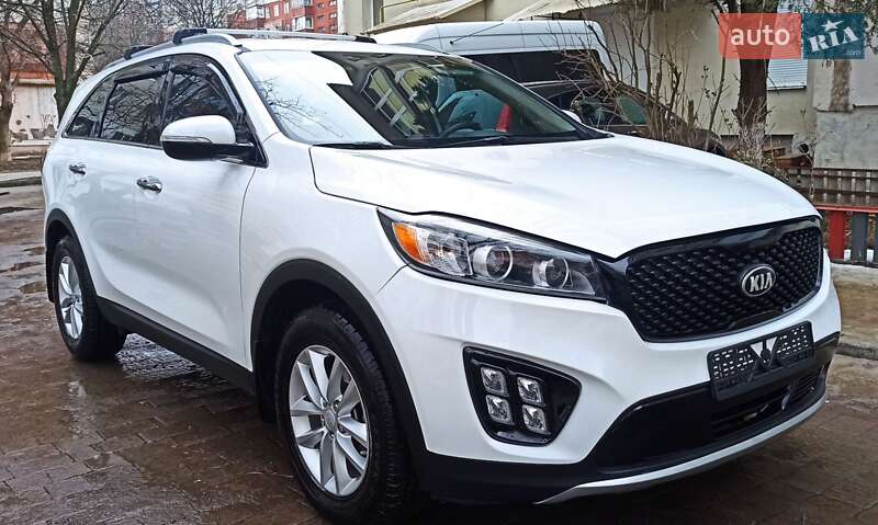 Внедорожник / Кроссовер Kia Sorento 2015 в Черновцах фото 3 Внедорожник / Кроссовер Kia Sorento 2015 в Черновцах