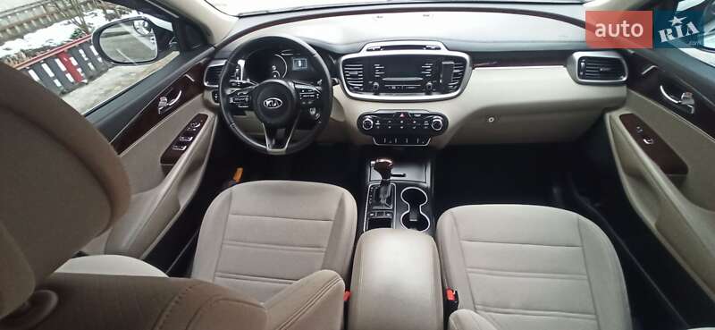 Внедорожник / Кроссовер Kia Sorento 2015 в Черновцах фото 21 Внедорожник / Кроссовер Kia Sorento 2015 в Черновцах