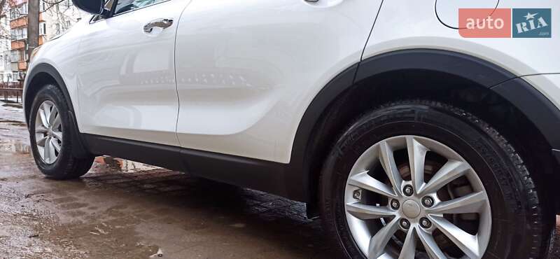 Внедорожник / Кроссовер Kia Sorento 2015 в Черновцах фото 77 Внедорожник / Кроссовер Kia Sorento 2015 в Черновцах