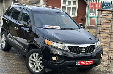 Позашляховик / Кросовер Kia Sorento 2011 в Косові