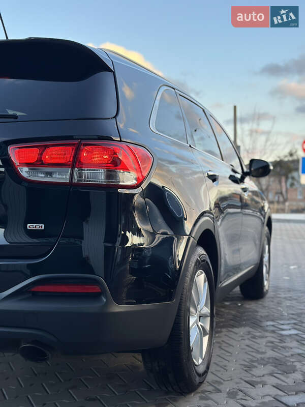 Внедорожник / Кроссовер Kia Sorento 2017 в Владимире