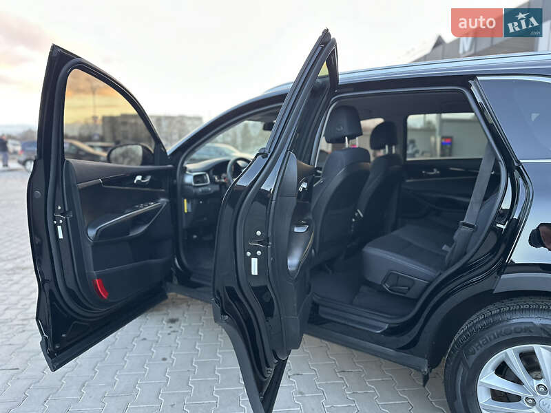 Внедорожник / Кроссовер Kia Sorento 2017 в Владимире