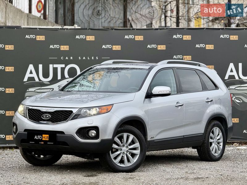Внедорожник / Кроссовер Kia Sorento 2010 в Харькове