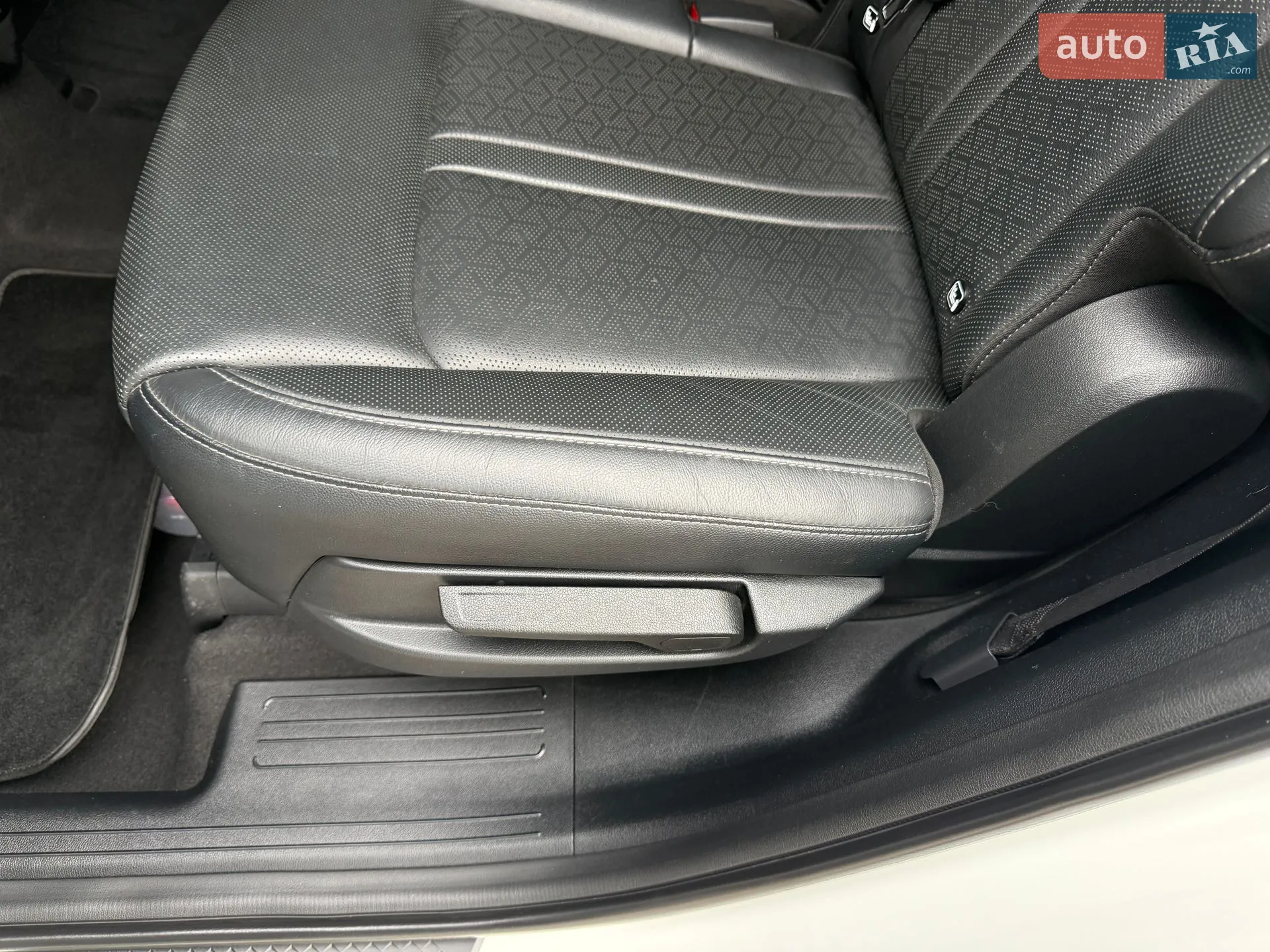 2021 Kia Sorento - мініатюра 33