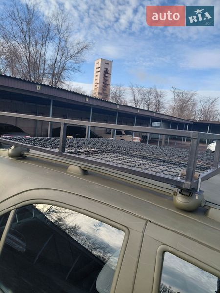 Внедорожник / Кроссовер Kia Sorento 2004 в Кривом Роге фото 9 Внедорожник / Кроссовер Kia Sorento 2004 в Кривом Роге