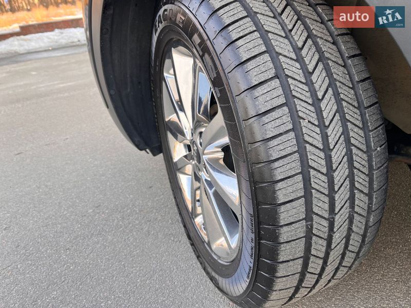 Внедорожник / Кроссовер Kia Sorento 2017 в Киеве