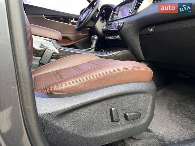 Внедорожник / Кроссовер Kia Sorento 2017 в Киеве