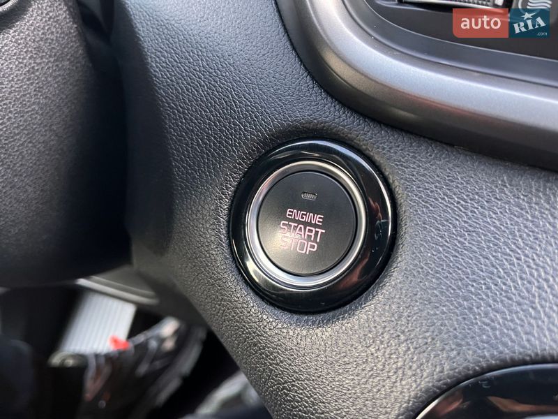 Внедорожник / Кроссовер Kia Sorento 2017 в Киеве