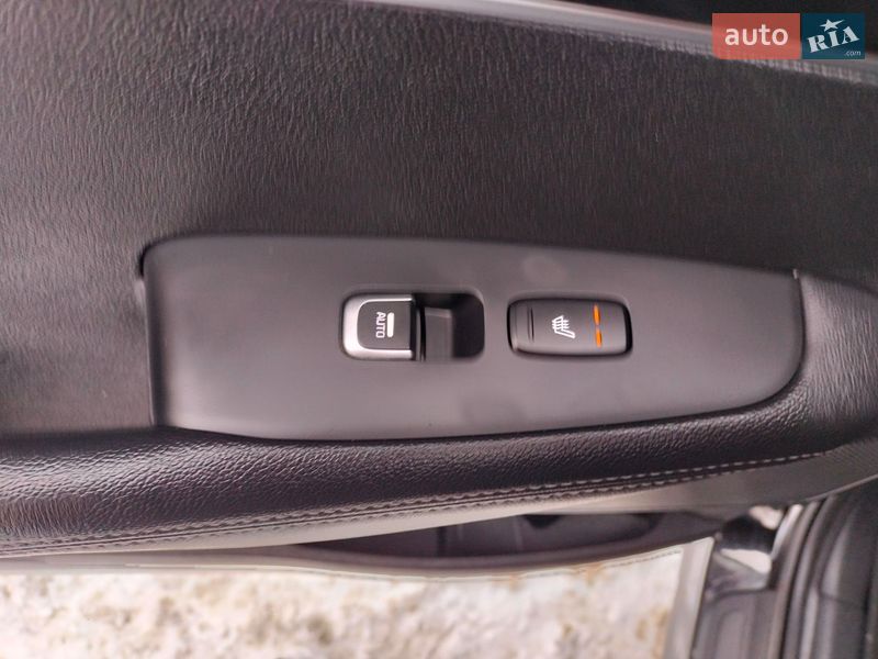 Внедорожник / Кроссовер Kia Sorento 2016 в Ровно