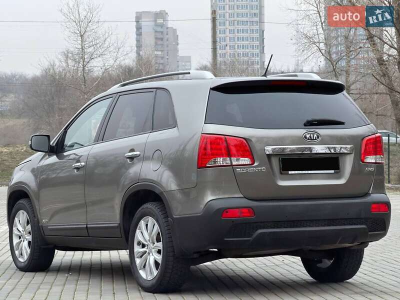 Внедорожник / Кроссовер Kia Sorento 2011 в Запорожье