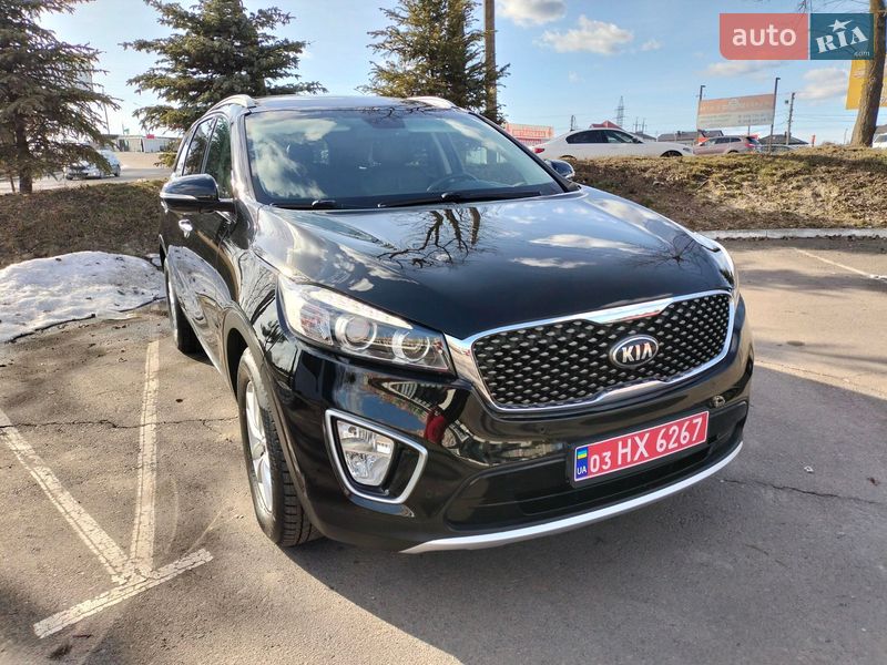 Внедорожник / Кроссовер Kia Sorento 2016 в Ровно