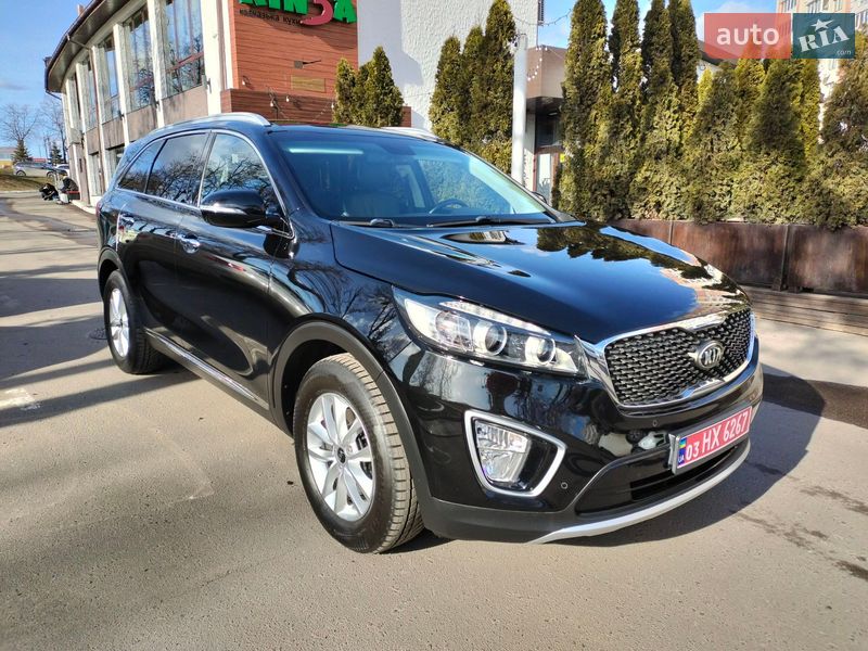 Внедорожник / Кроссовер Kia Sorento 2016 в Ровно