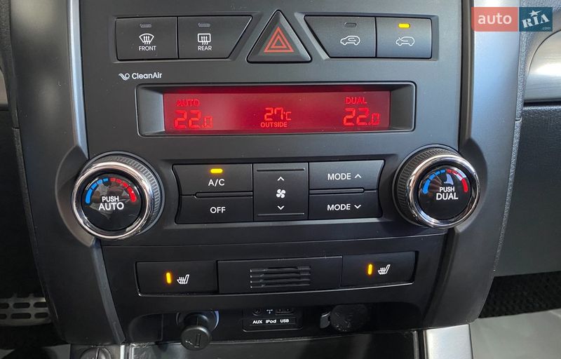 Внедорожник / Кроссовер Kia Sorento 2012 в Львове