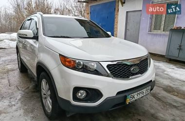Позашляховик / Кросовер Kia Sorento 2011 в Рівному