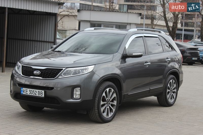 Внедорожник / Кроссовер Kia Sorento 2013 в Днепре