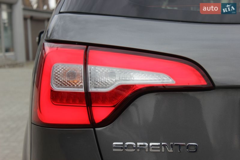 Внедорожник / Кроссовер Kia Sorento 2013 в Днепре