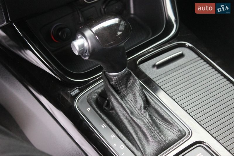 Внедорожник / Кроссовер Kia Sorento 2013 в Днепре