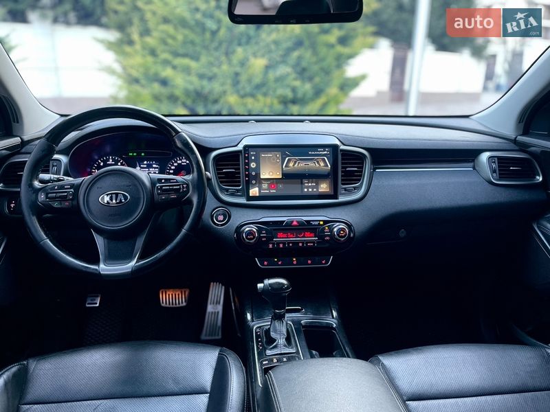 Внедорожник / Кроссовер Kia Sorento 2016 в Одессе