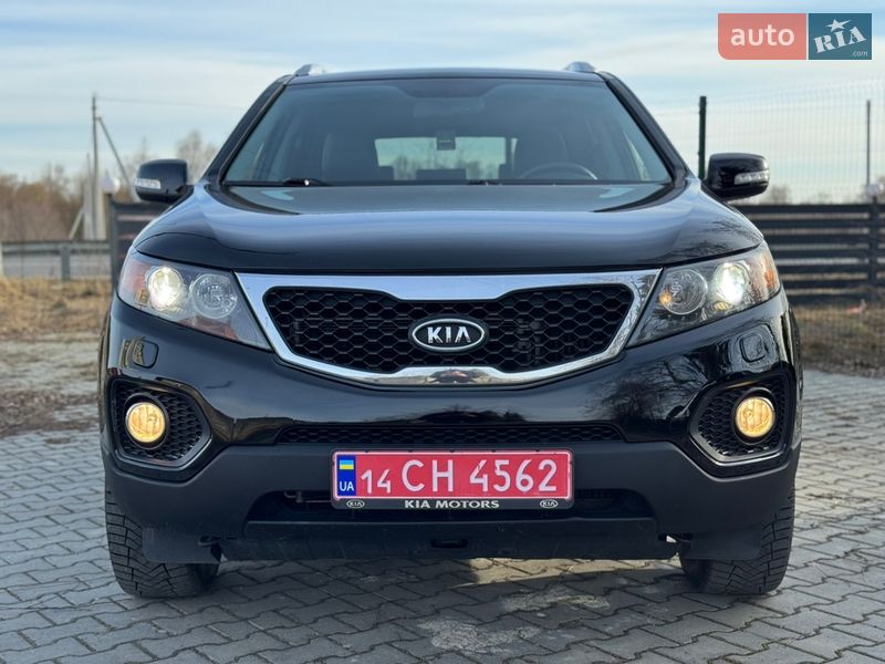 Внедорожник / Кроссовер Kia Sorento 2010 в Стрые
