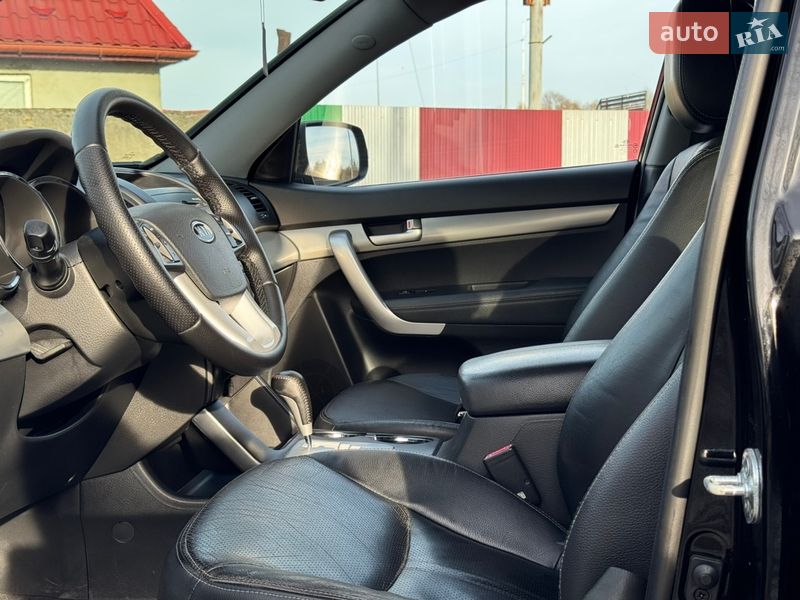 Внедорожник / Кроссовер Kia Sorento 2010 в Стрые