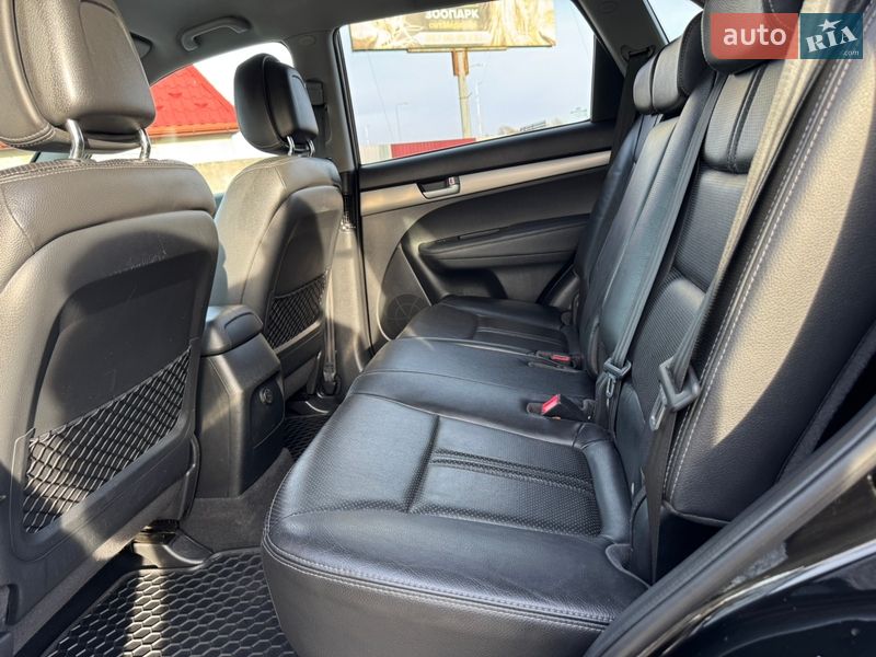 Внедорожник / Кроссовер Kia Sorento 2010 в Стрые