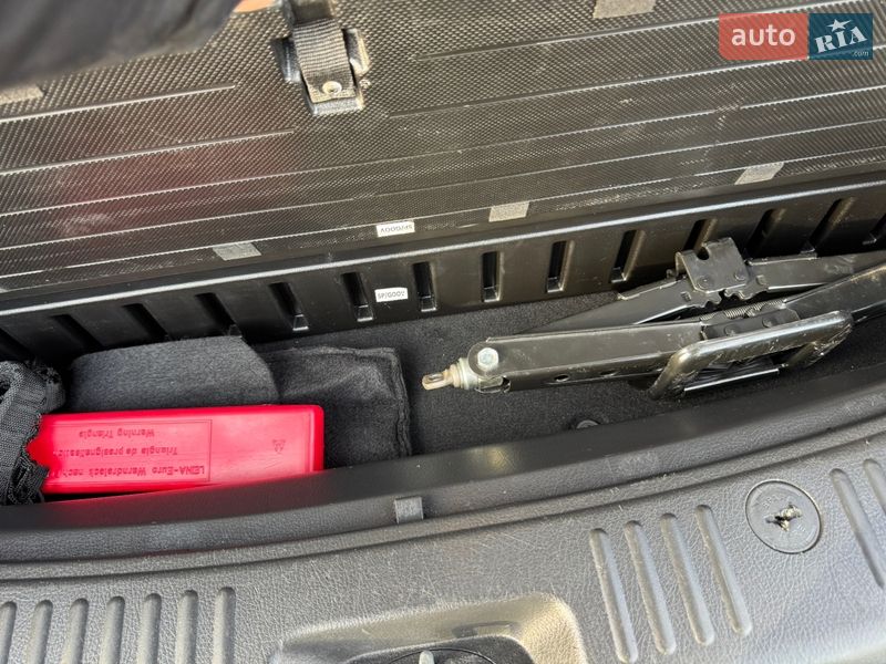 Внедорожник / Кроссовер Kia Sorento 2010 в Стрые