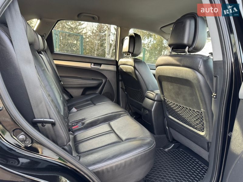 Внедорожник / Кроссовер Kia Sorento 2010 в Стрые