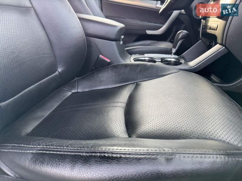 Внедорожник / Кроссовер Kia Sorento 2010 в Стрые