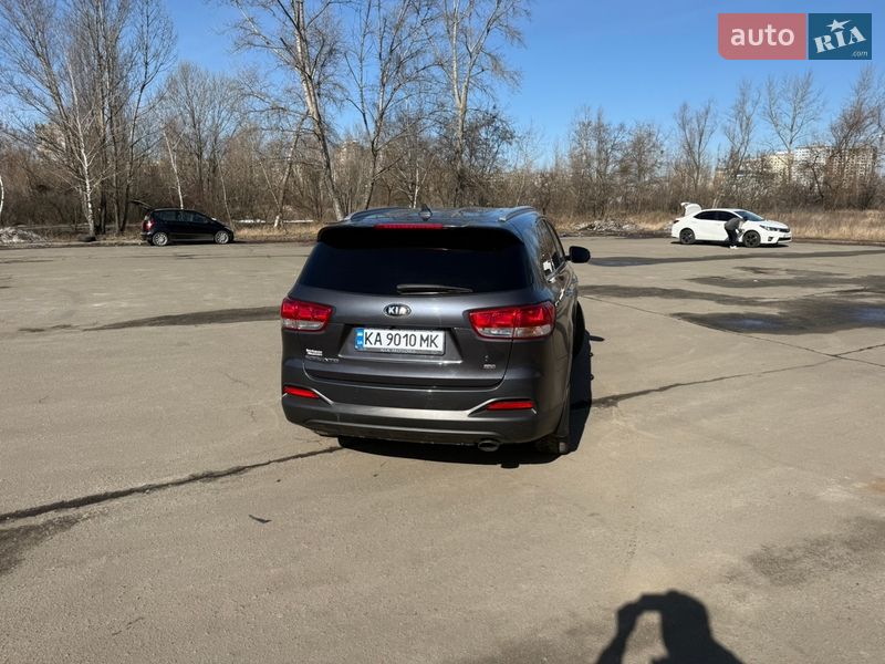 Внедорожник / Кроссовер Kia Sorento 2016 в Киеве
