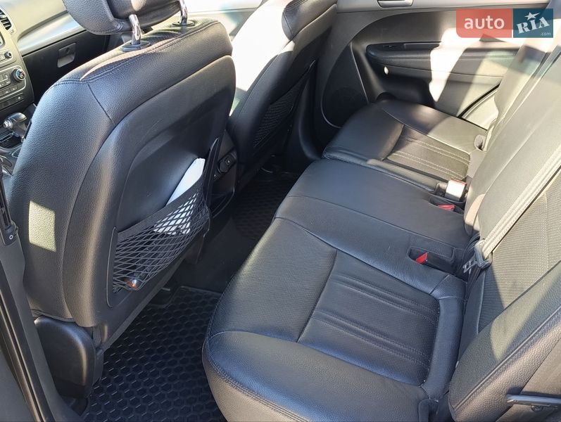 Внедорожник / Кроссовер Kia Sorento 2015 в Черкассах