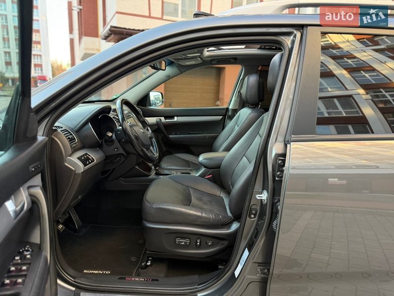 Внедорожник / Кроссовер Kia Sorento 2013 в Ивано-Франковске