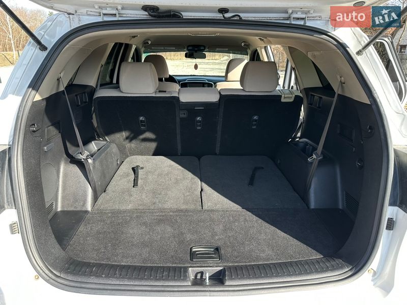 Внедорожник / Кроссовер Kia Sorento 2018 в Новояворовске