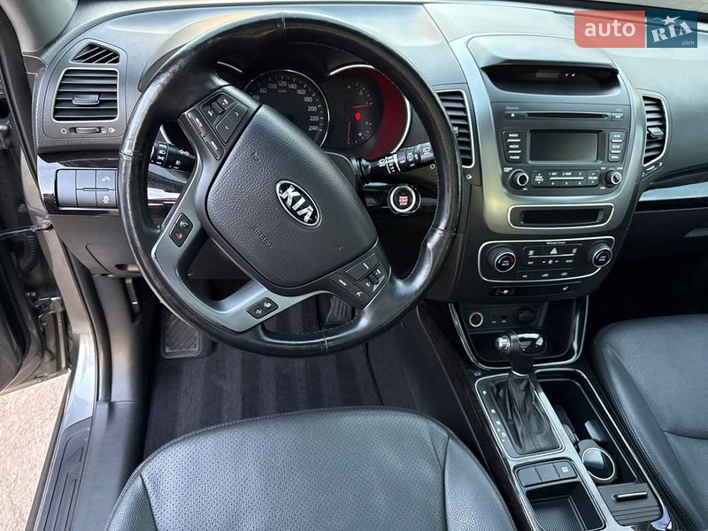 Внедорожник / Кроссовер Kia Sorento 2013 в Одессе фото 22 Внедорожник / Кроссовер Kia Sorento 2013 в Одессе