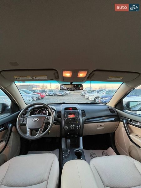 Внедорожник / Кроссовер Kia Sorento 2013 в Львове