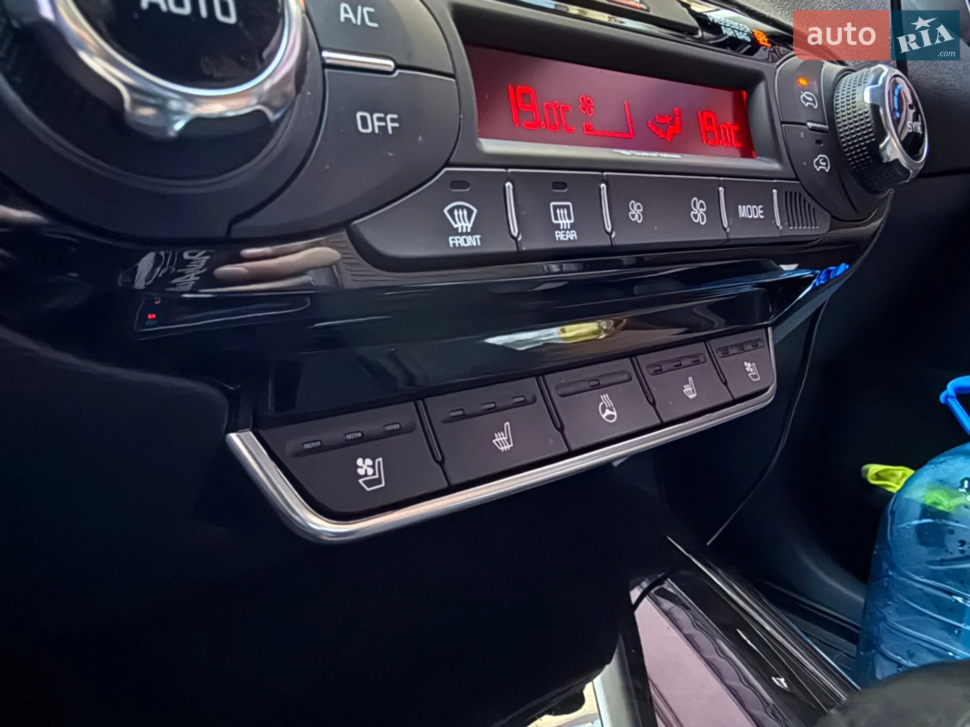 2016 Kia Sorento - мініатюра 28