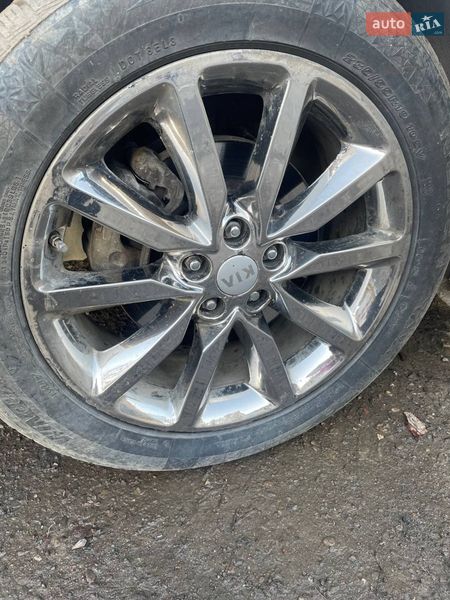 Позашляховик / Кросовер Kia Sorento 2016 в Сколе