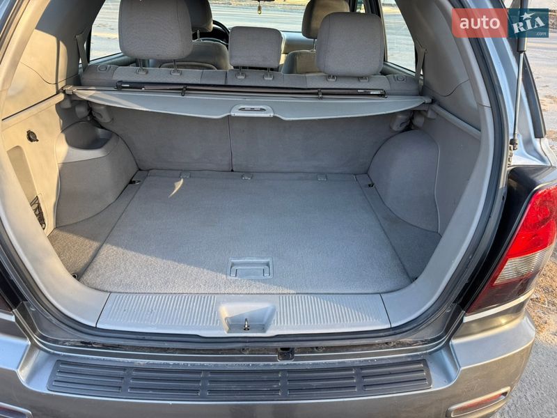 Внедорожник / Кроссовер Kia Sorento 2005 в Полтаве