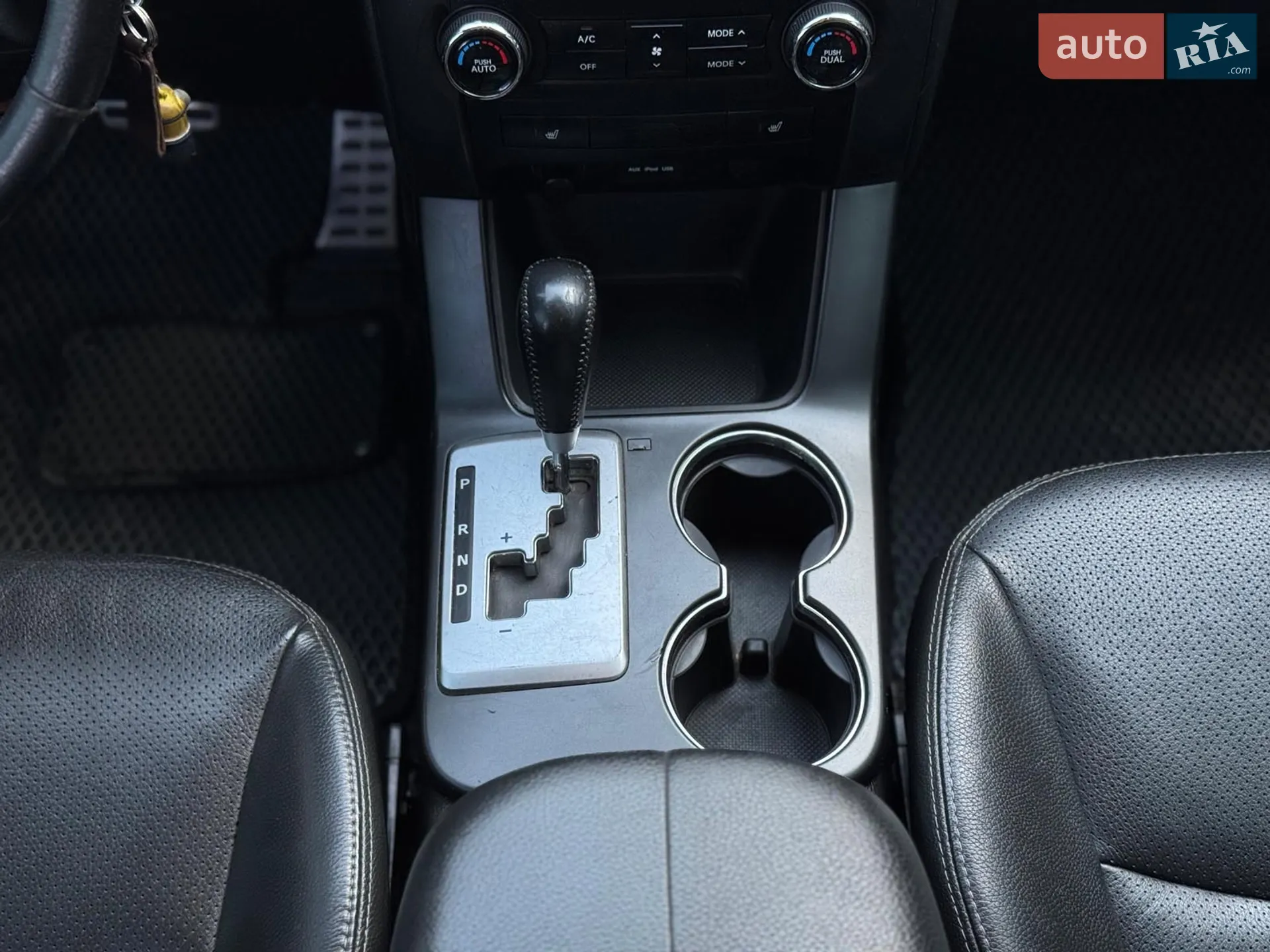 2010 Kia Sorento - мініатюра 31
