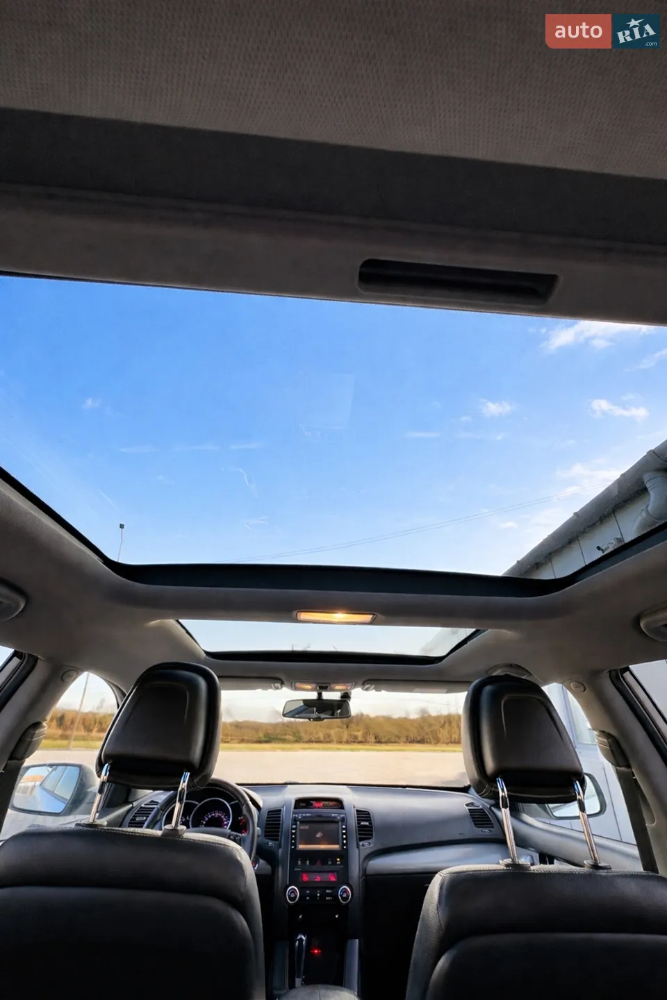 2011 Kia Sorento - мініатюра 28