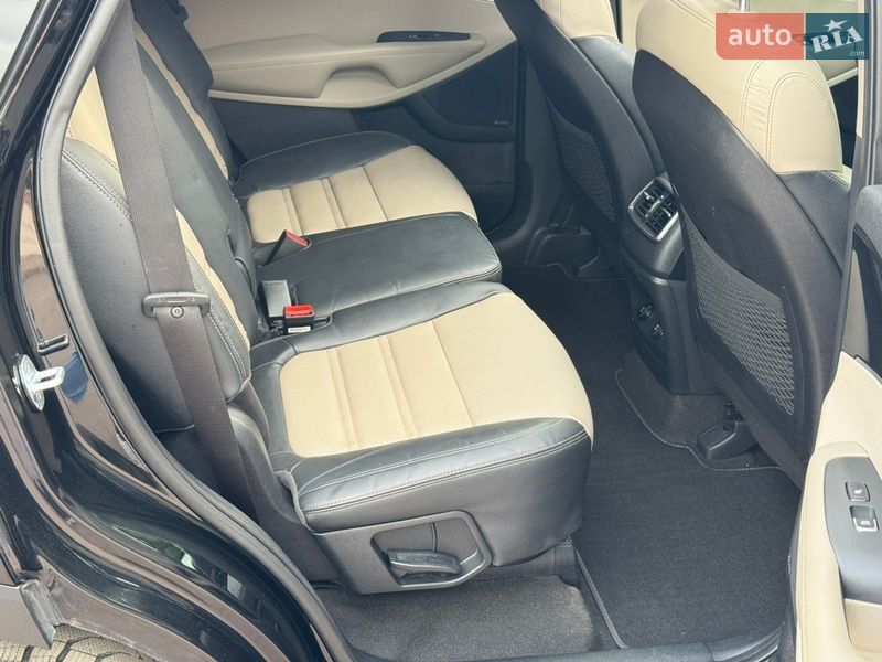 Внедорожник / Кроссовер Kia Sorento 2016 в Стрые