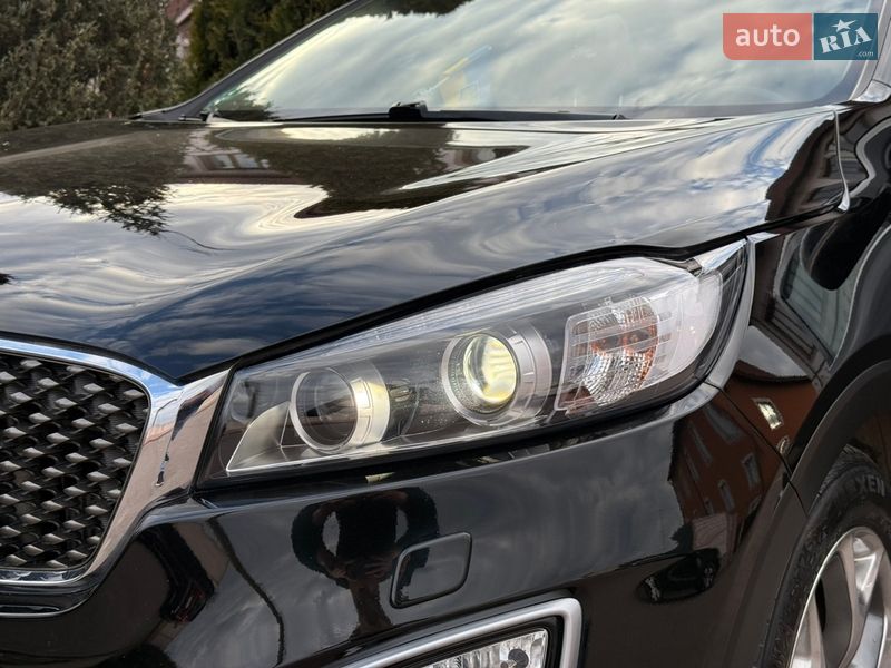 Внедорожник / Кроссовер Kia Sorento 2016 в Стрые