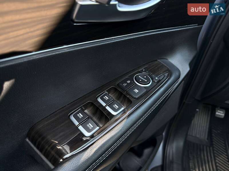 Внедорожник / Кроссовер Kia Sorento 2020 в Одессе