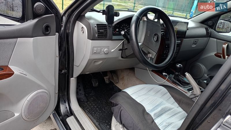 Внедорожник / Кроссовер Kia Sorento 2005 в Ивано-Франковске
