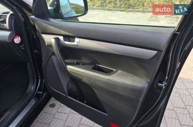 Позашляховик / Кросовер Kia Sorento 2014 в Стрию