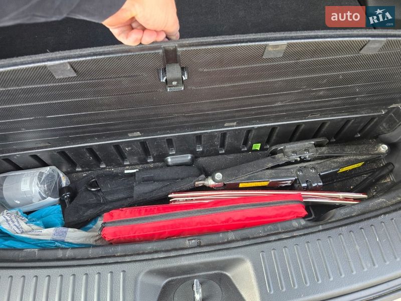 Позашляховик / Кросовер Kia Sorento 2014 в Стрию